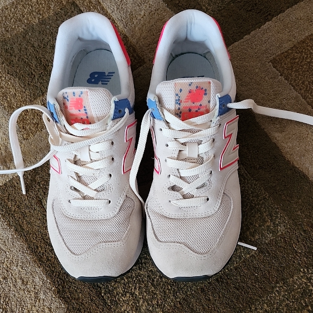 New Balance 574 Raw Silk/Vivid Coral 9.5